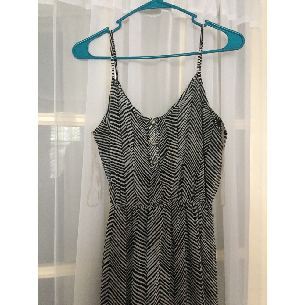 Black and white zig zag boho maxi dress